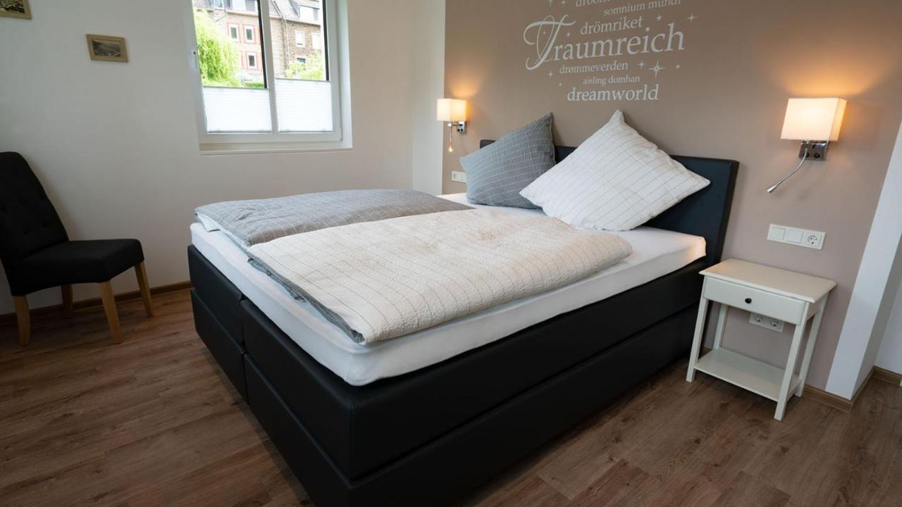 Neu Mont Royal Suiten 2 Bis 4 Personen Traben-Trarbach Zewnętrze zdjęcie
