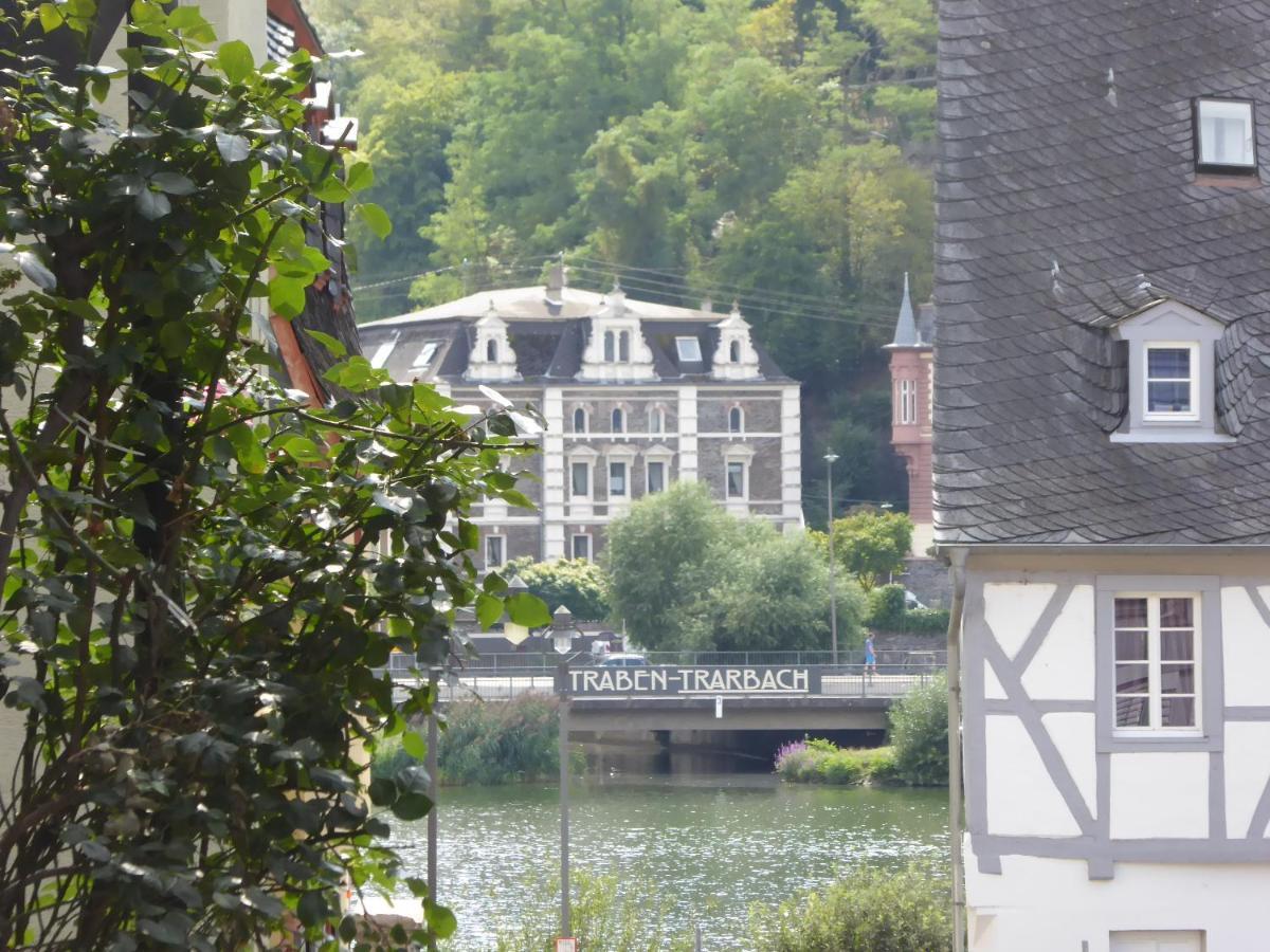 Neu Mont Royal Suiten 2 Bis 4 Personen Traben-Trarbach Zewnętrze zdjęcie